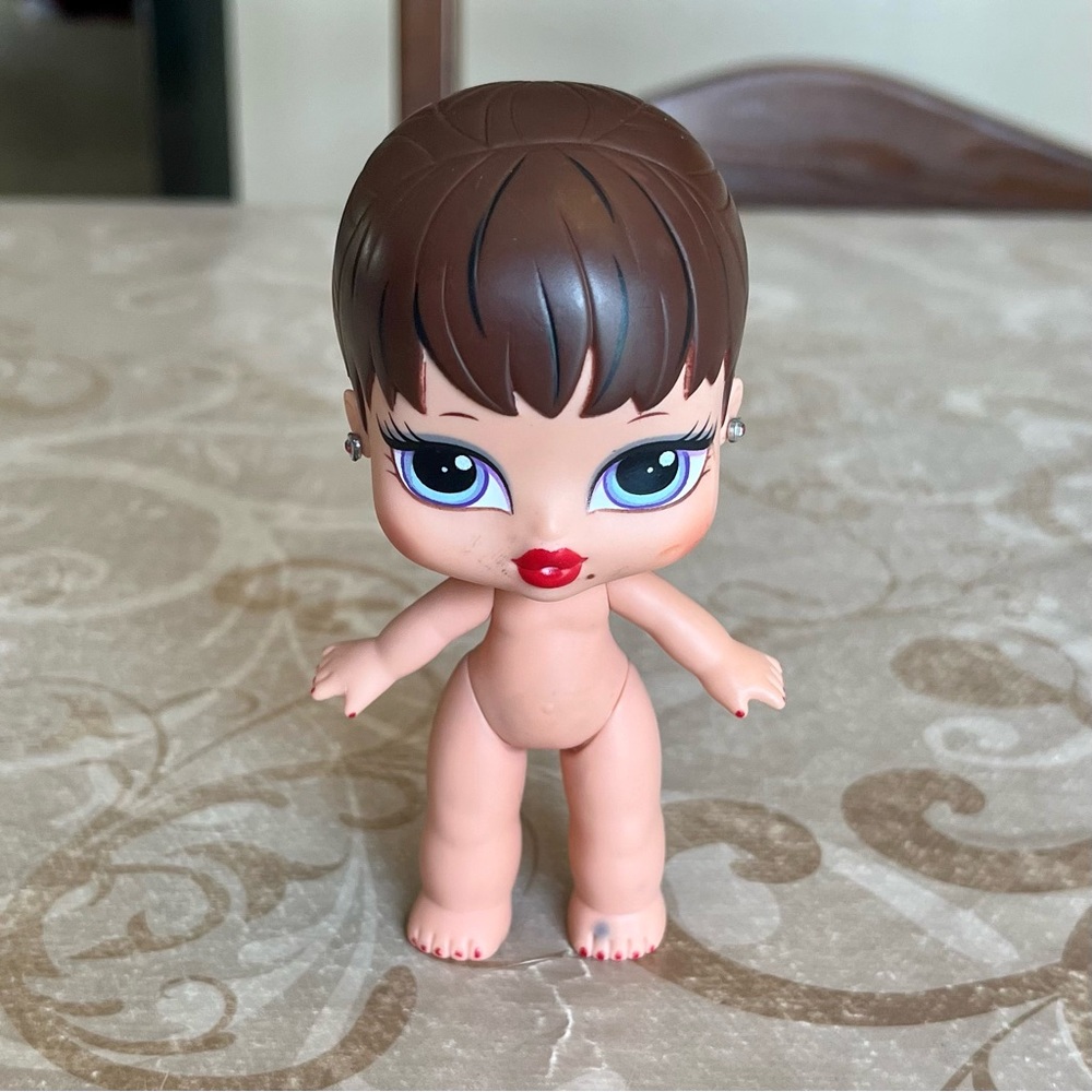 Vintage 2004 Bratz Big Babyz Doll